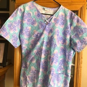 Scrub top by SB great for work very comfy! And nice